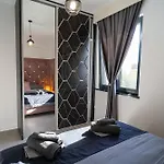 Apartamento La Vista Azure By Belmont Realty *
