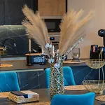 Apartamento La Vista Azure By Belmont Realty *