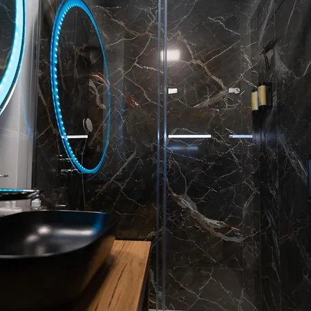 Apartment La Vista Azure By Belmont Realty Sukošan