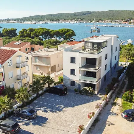 La Vista Azure By Belmont Realty Apartman *