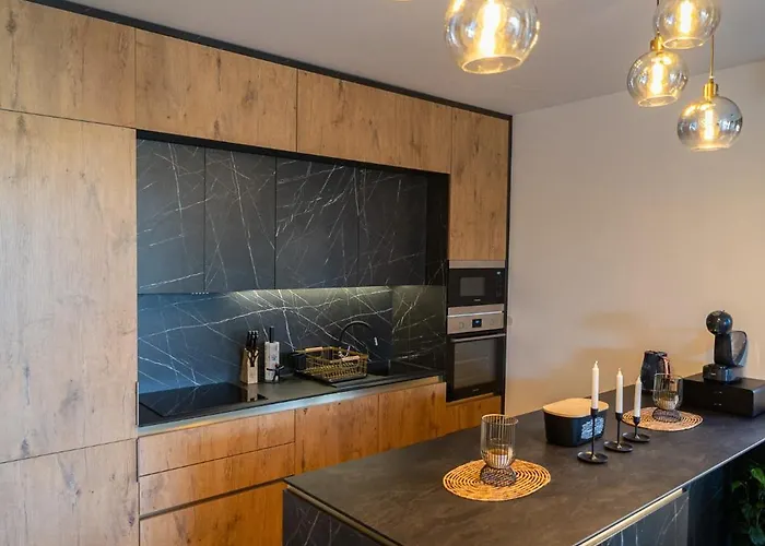 La Vista Azure By Belmont Realty Apartman *