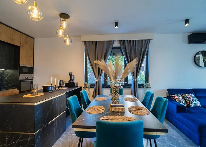 La Vista Azure By Belmont Realty Apartman