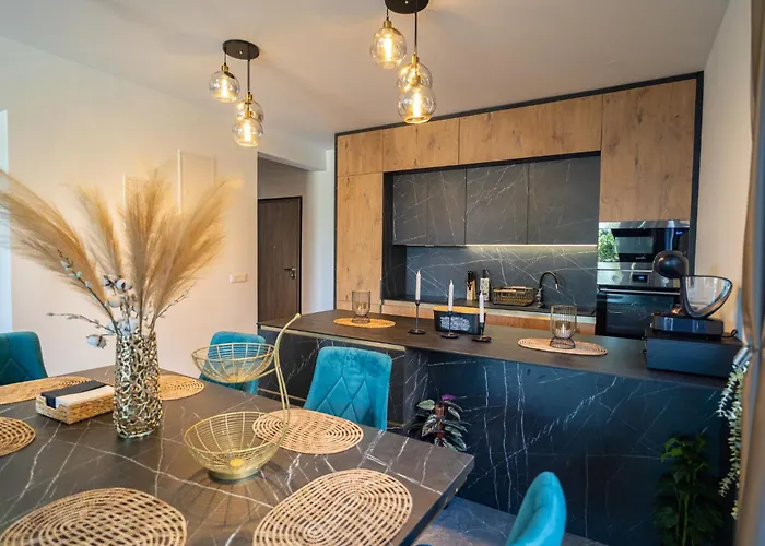 La Vista Azure By Belmont Realty * Sukošan