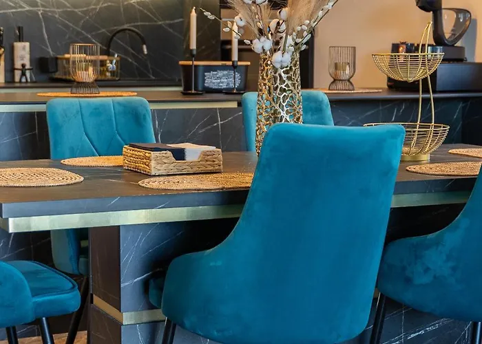 La Vista Azure By Belmont Realty Apartman Sukošan