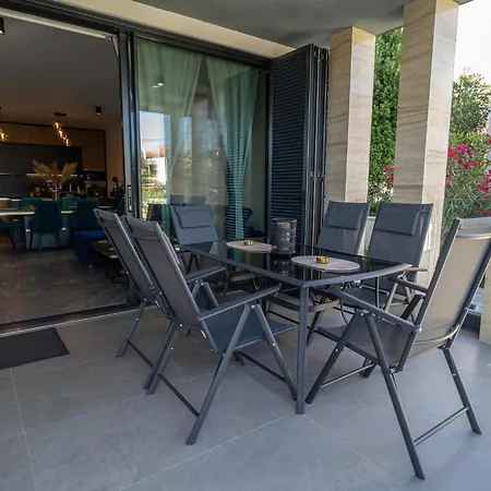 La Vista Azure By Belmont Realty *